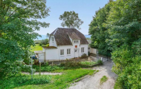 Beach Front Home In Faxe Ladeplads With Wifi, Faxe Ladeplads
